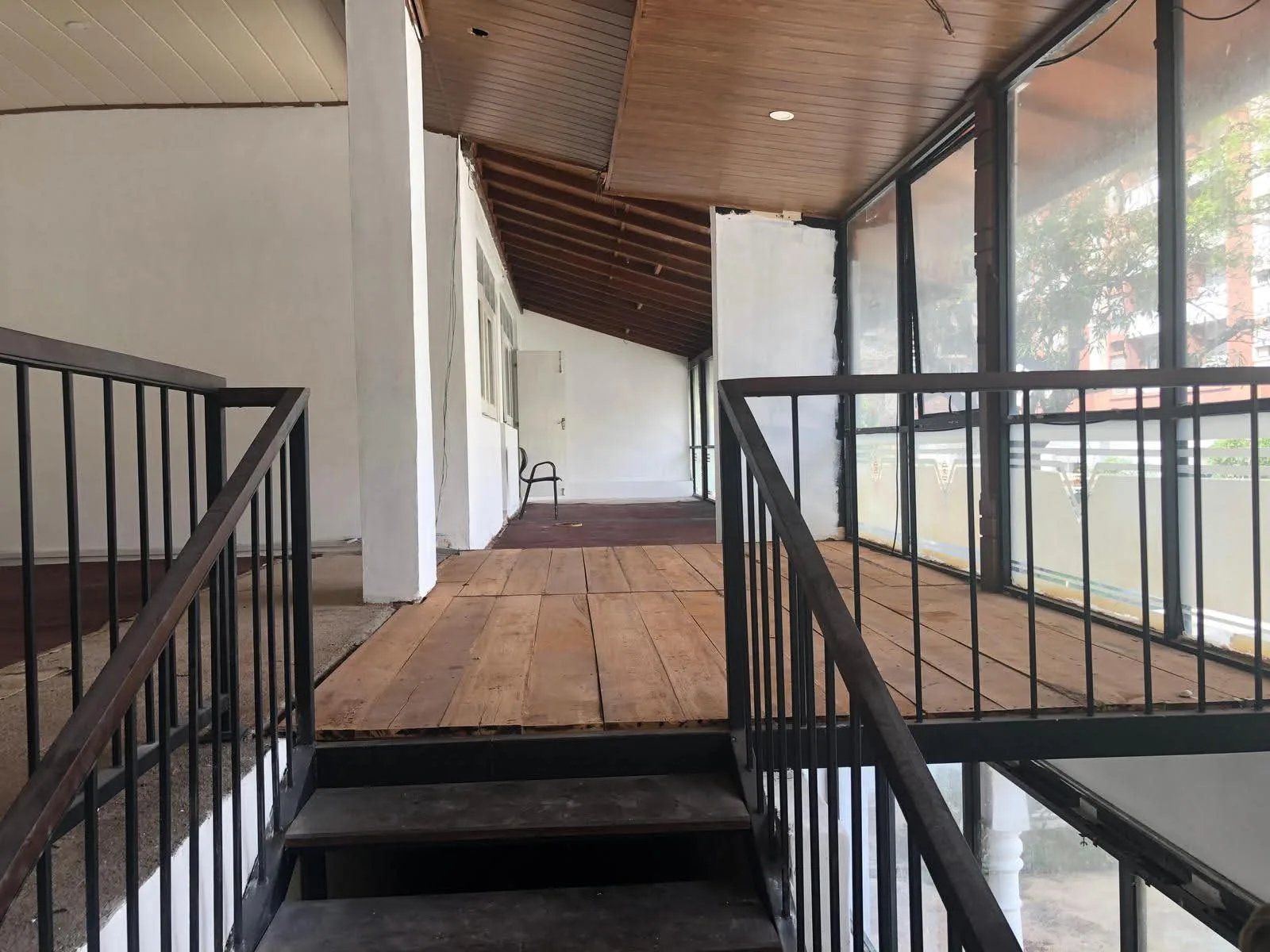 Commercial Property For Rent In Colombo 4 photo 2