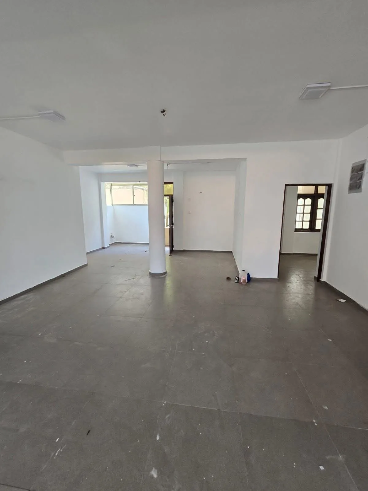 Commercial Building For Rent In Colombo 4 photo 2