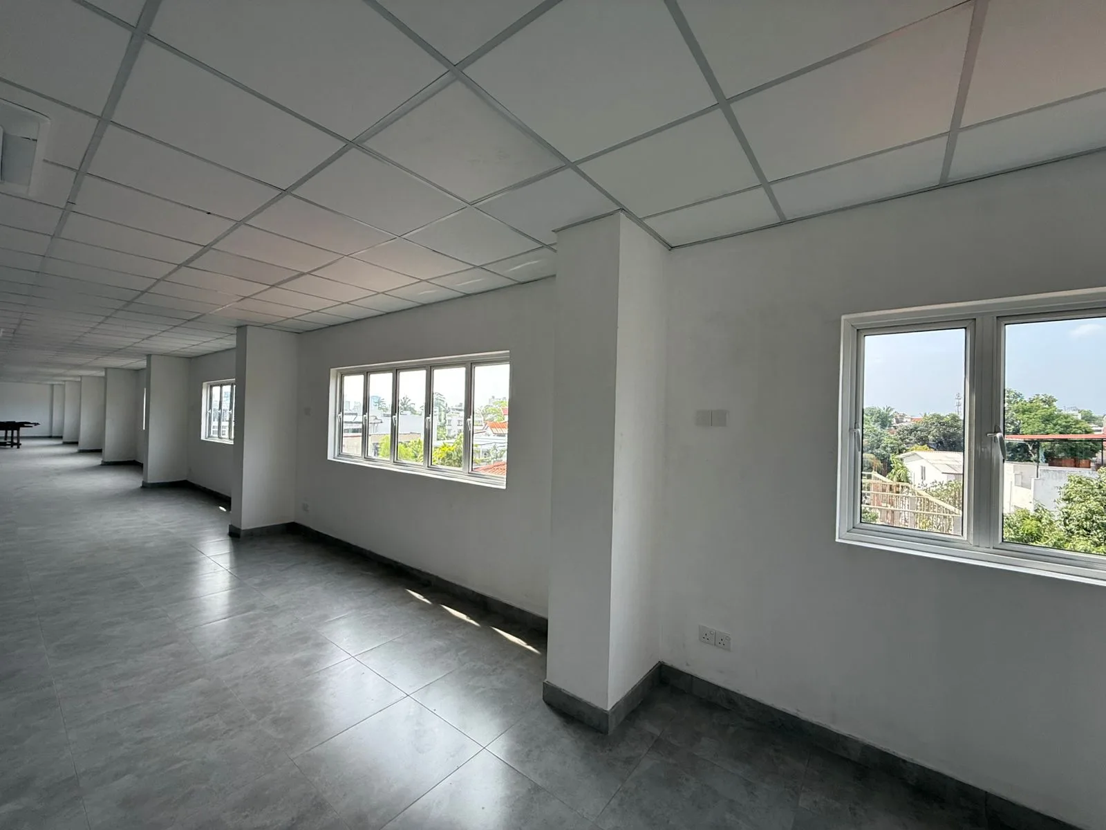 Commercial Building for rent in Rajagiriya photo 10