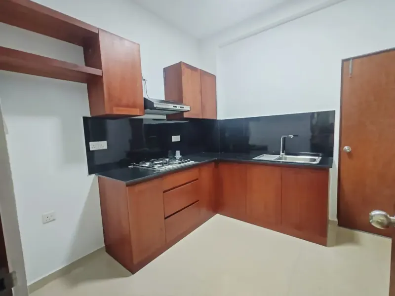 3 BED APARTMENT · ATHURUGIRIYA photo 6