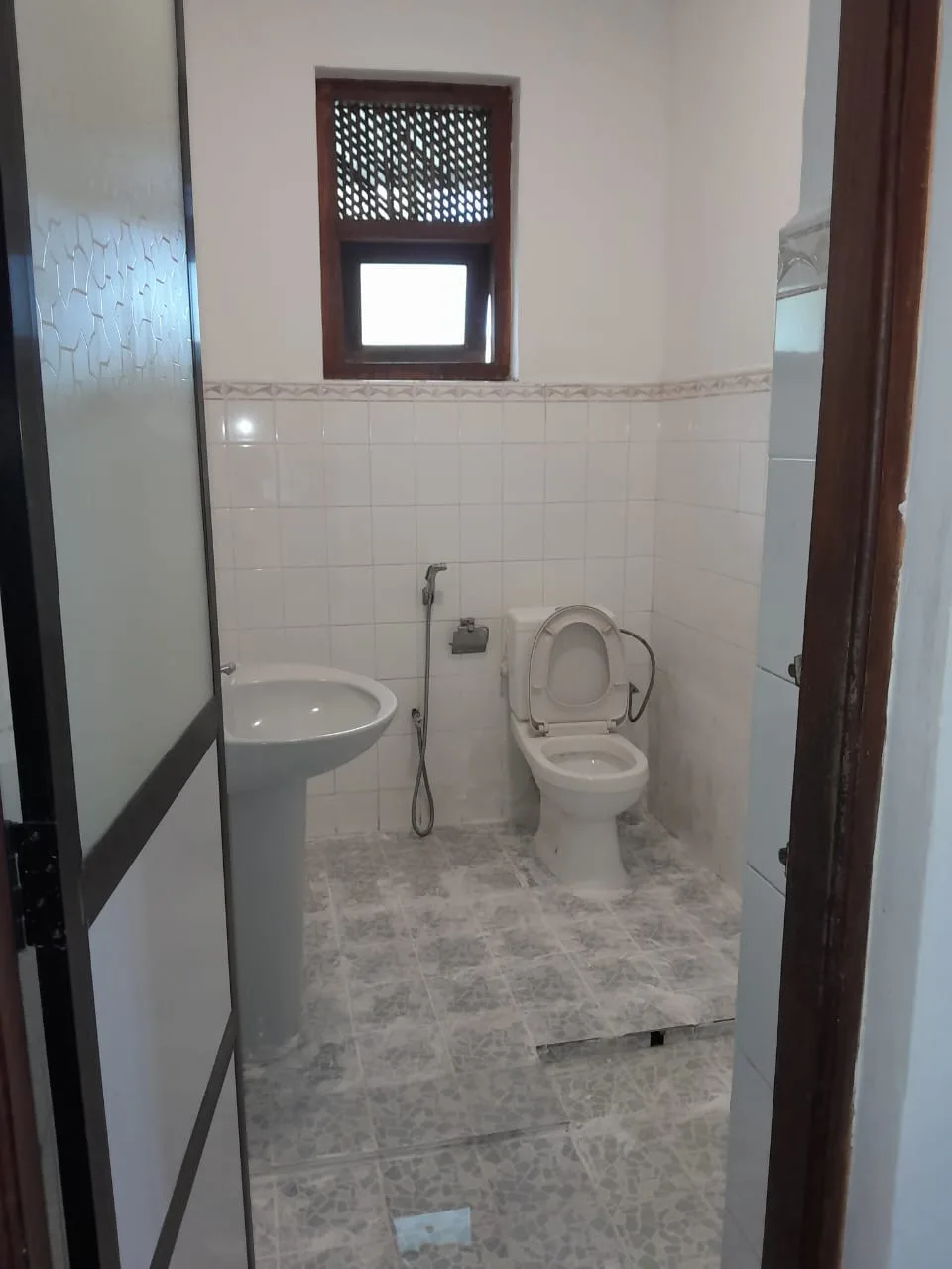 4 BED HOUSE · BATTARAMULLA photo 8