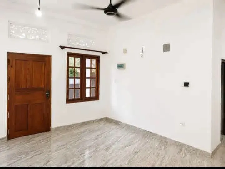 3-BEDROOM DOWNSTAIRS HOUSE FOR RENT – BATTARAMULLA | LKR 75,000| RA020 photo 2