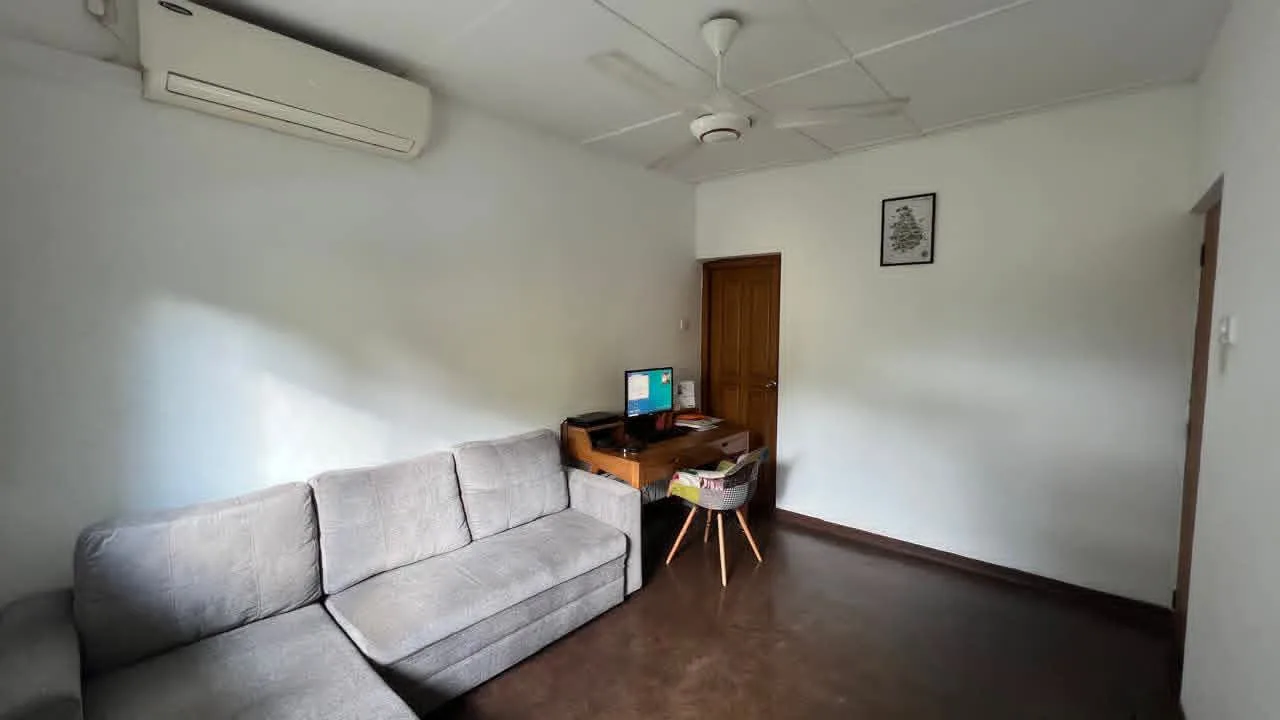 4 BED HOUSE · BATTARAMULLA photo 2