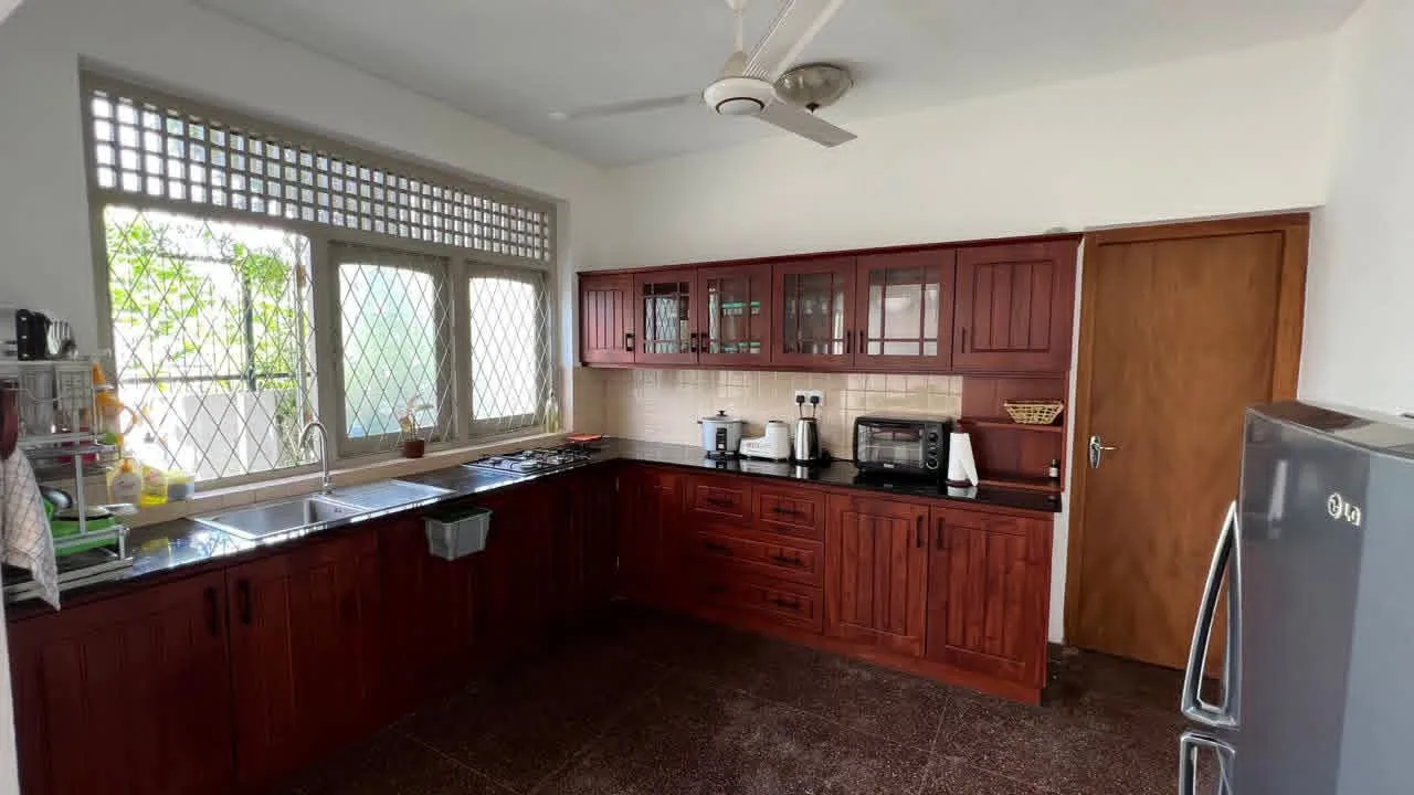 4 BED HOUSE · BATTARAMULLA photo 7