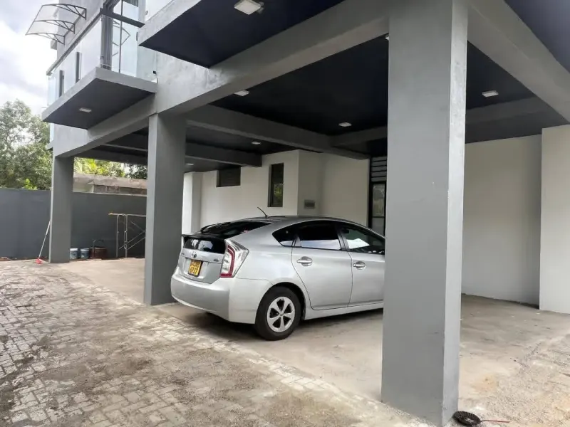 NEWLY CONSTRUCTED FULLY FURNISHED 3-BEDROOM APARTMENT FOR RENT – BATTARAMULLA / THALAHENA in Battaramulla