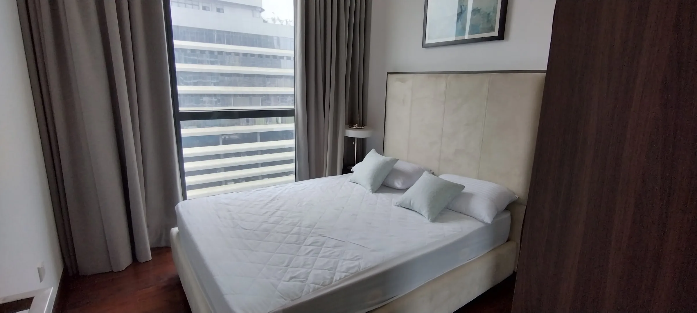FULLY FURNISHED 3-BEDROOM APARTMENT AT CAPITAL TWIN PEAKS, COLOMBO 02 photo 6