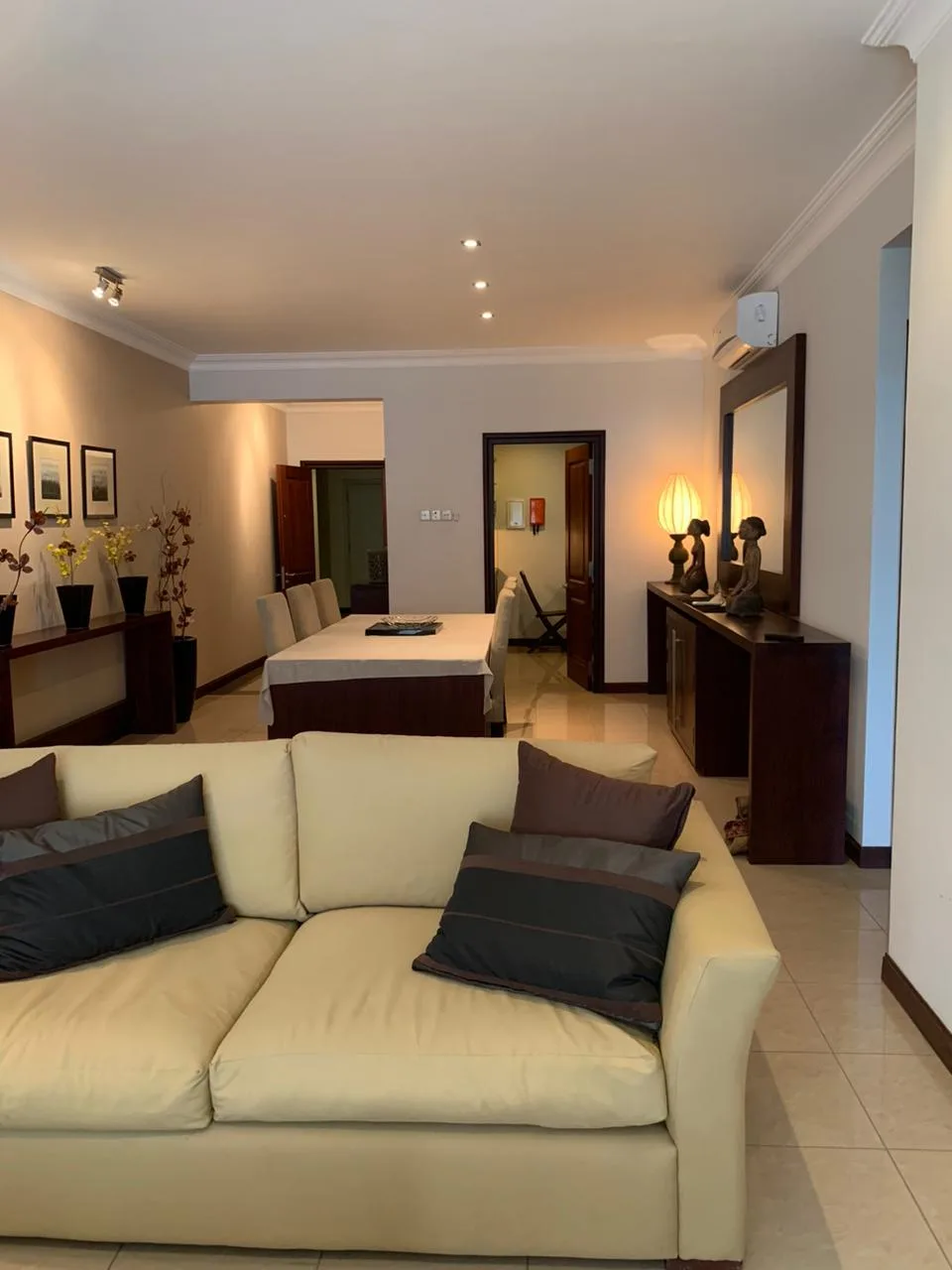 APARTMENT FOR RENT HYDE PARK RESIDENCIES - COLOMBO 2