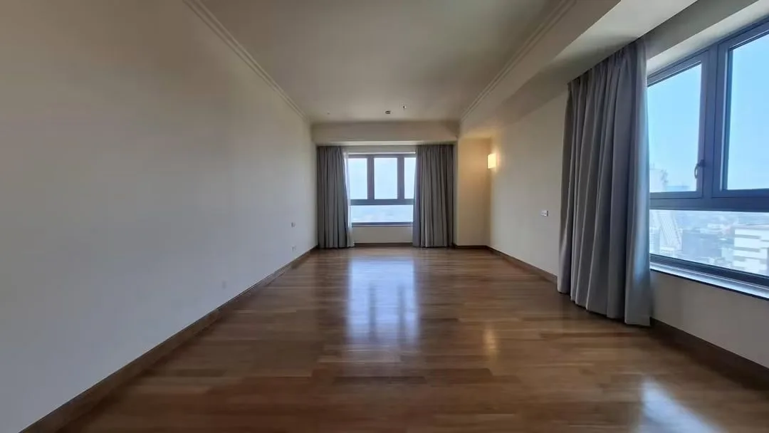 A RARE PENTHOUSE ABOVE THE COLOMBO SKYLINE photo 16