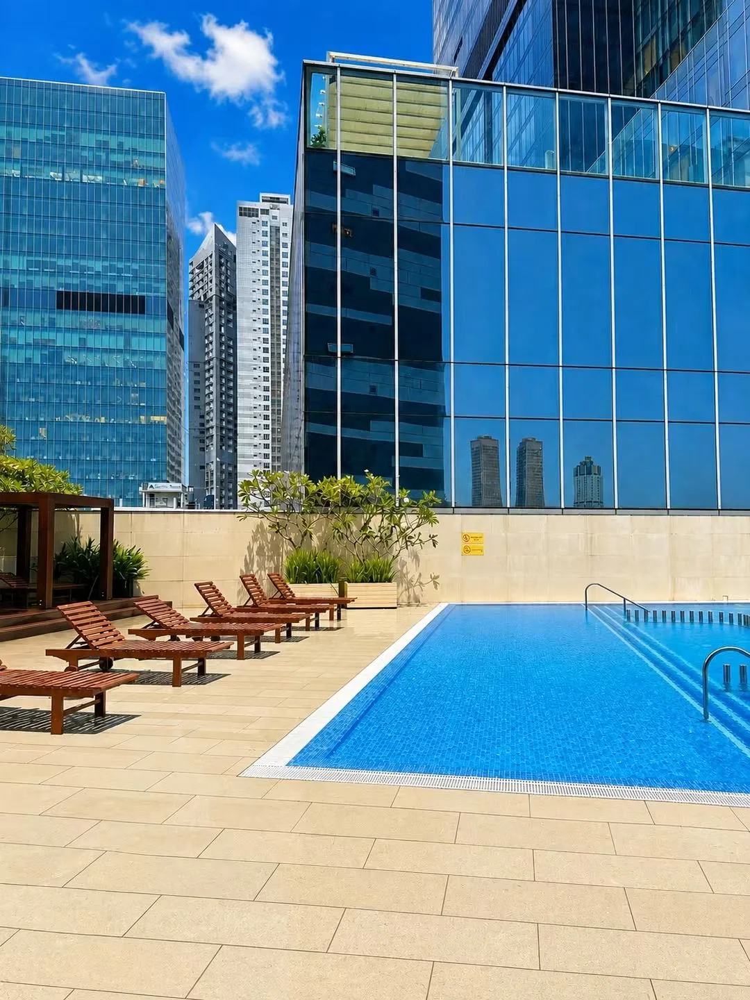 LUXURY 3-BEDROOM APARTMENT FOR RENT – CINNAMON LIFE, COLOMBO photo 9