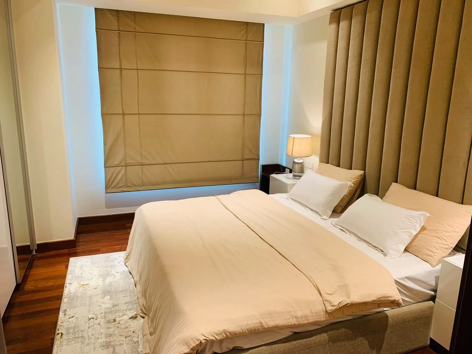 2-BEDROOM FULLY FURNISHED APARTMENT FOR RENT – CINNAMON LIFE, COLOMBO 02 photo 2
