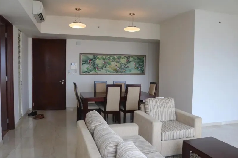 FULLY FURNISHED 2-BEDROOM APARTMENT AT EMPEROR APARTMENTS, COLOMBO 03 photo 2