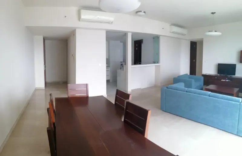 FULLY FURNISHED 3-BEDROOM APARTMENT AT EMPEROR APARTMENTS, COLOMBO 03 photo 2