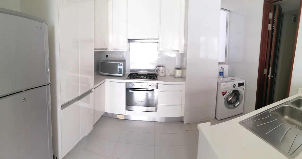 FULLY FURNISHED 3-BEDROOM APARTMENT AT EMPEROR APARTMENTS, COLOMBO 03 photo 3