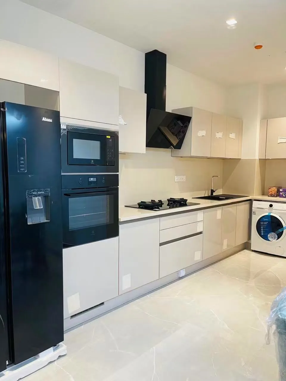 LUXURY 2-BEDROOM APARTMENT FOR RENT – 606 COLOMBO 3 photo 3