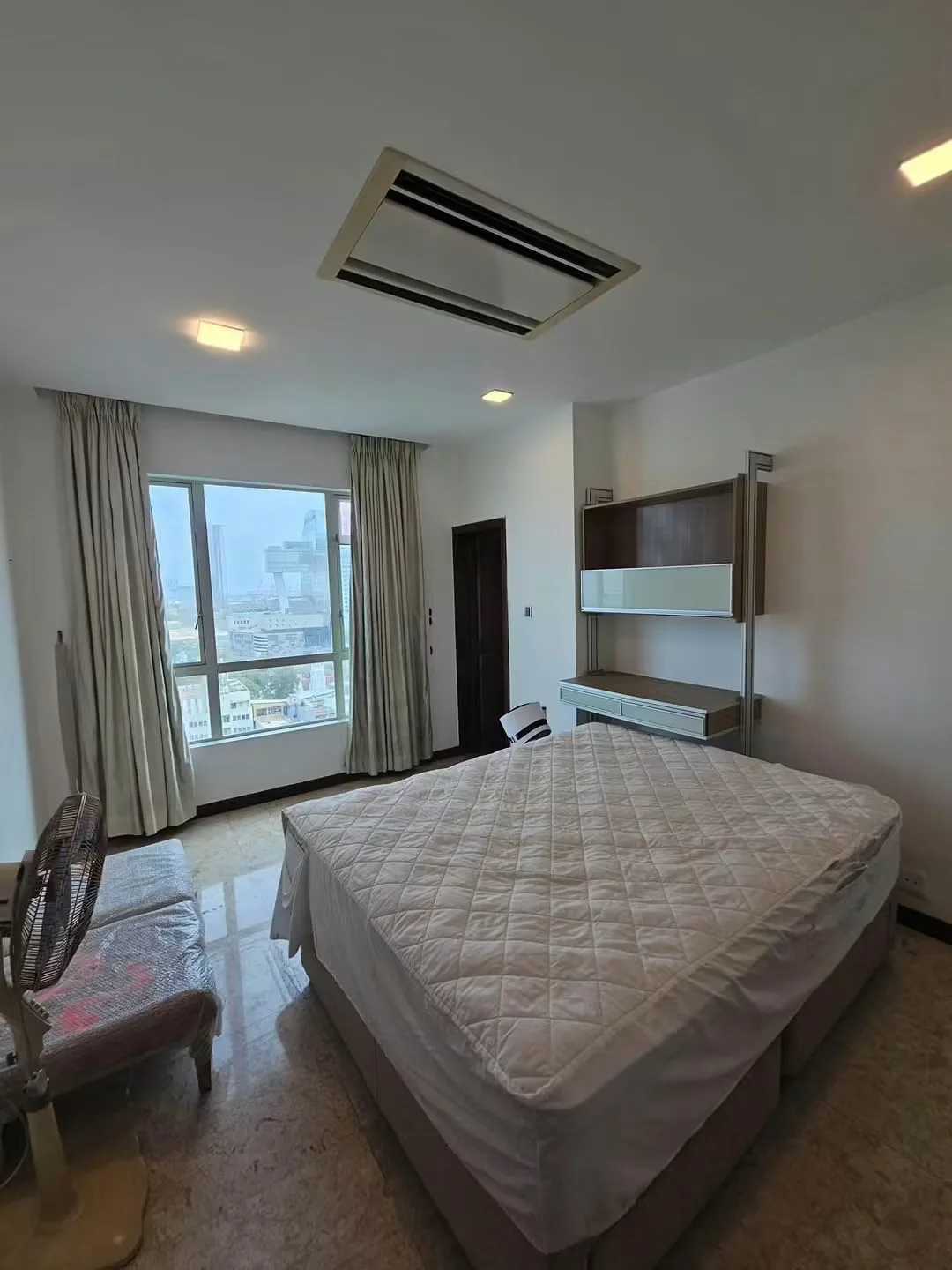LUXURY 4-BEDROOM APARTMENT FOR RENT – COLOMBO 03
