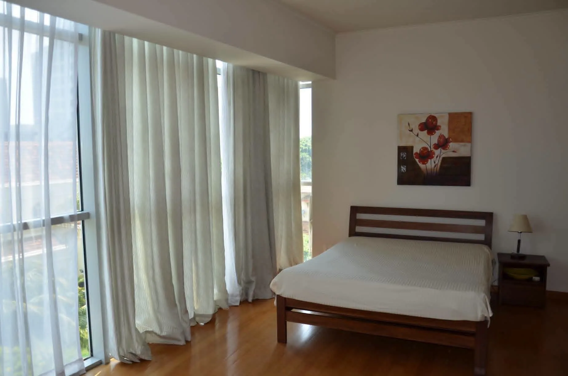 2-BEDROOM FULLY FURNISHED APARTMENT FOR RENT – THE EMPEROR, COLOMBO 03 photo 3