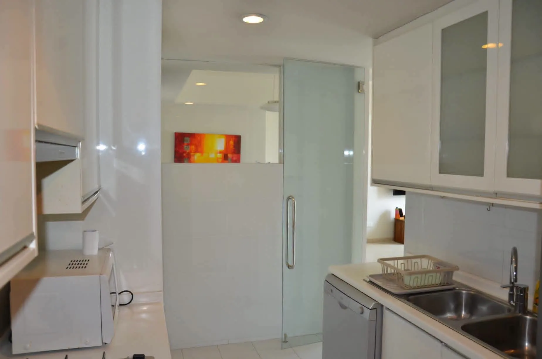2-BEDROOM FULLY FURNISHED APARTMENT FOR RENT – THE EMPEROR, COLOMBO 03 photo 7