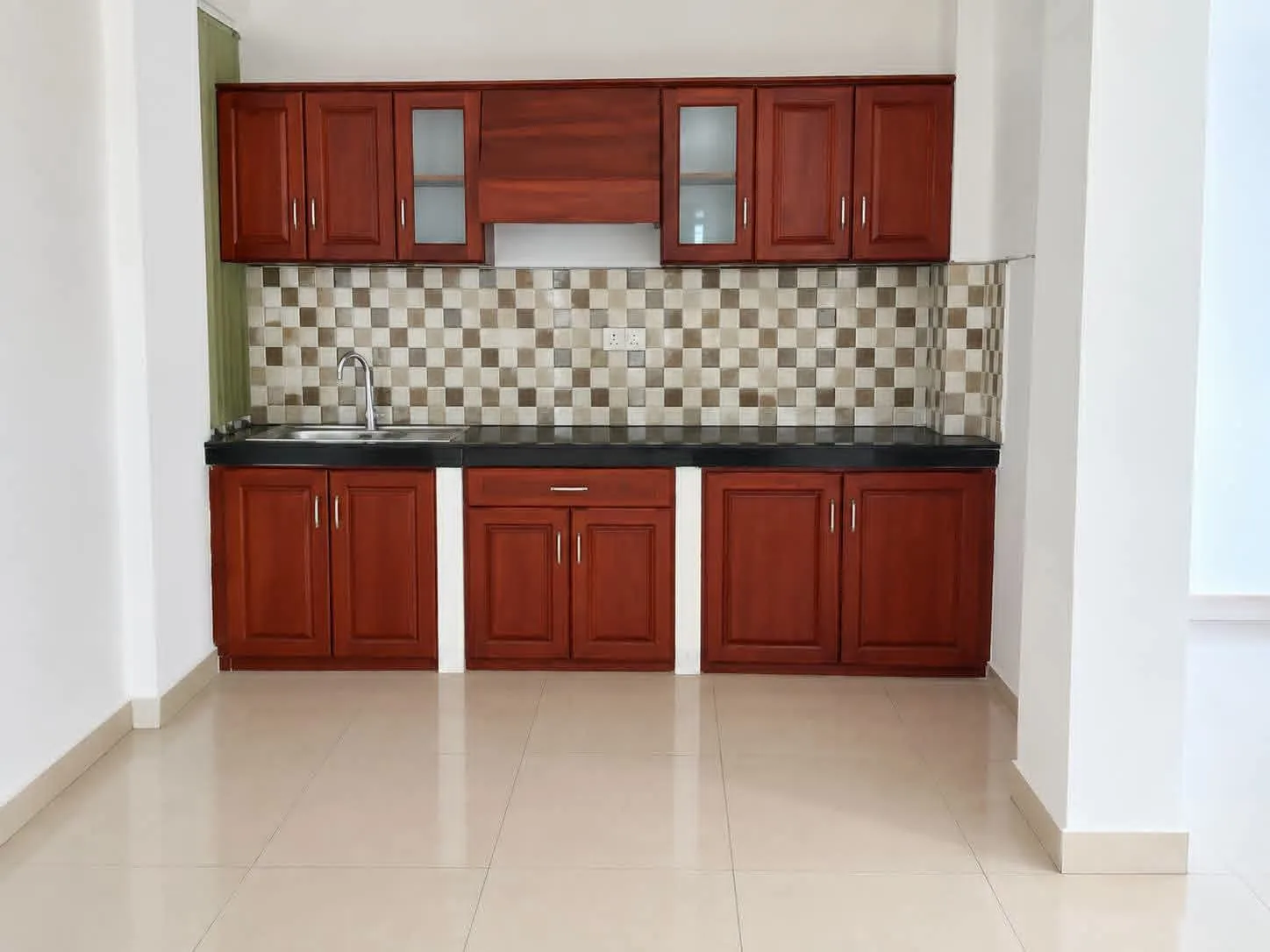 APARTMENT FOR RENT IN COLOMBO 4 photo 2