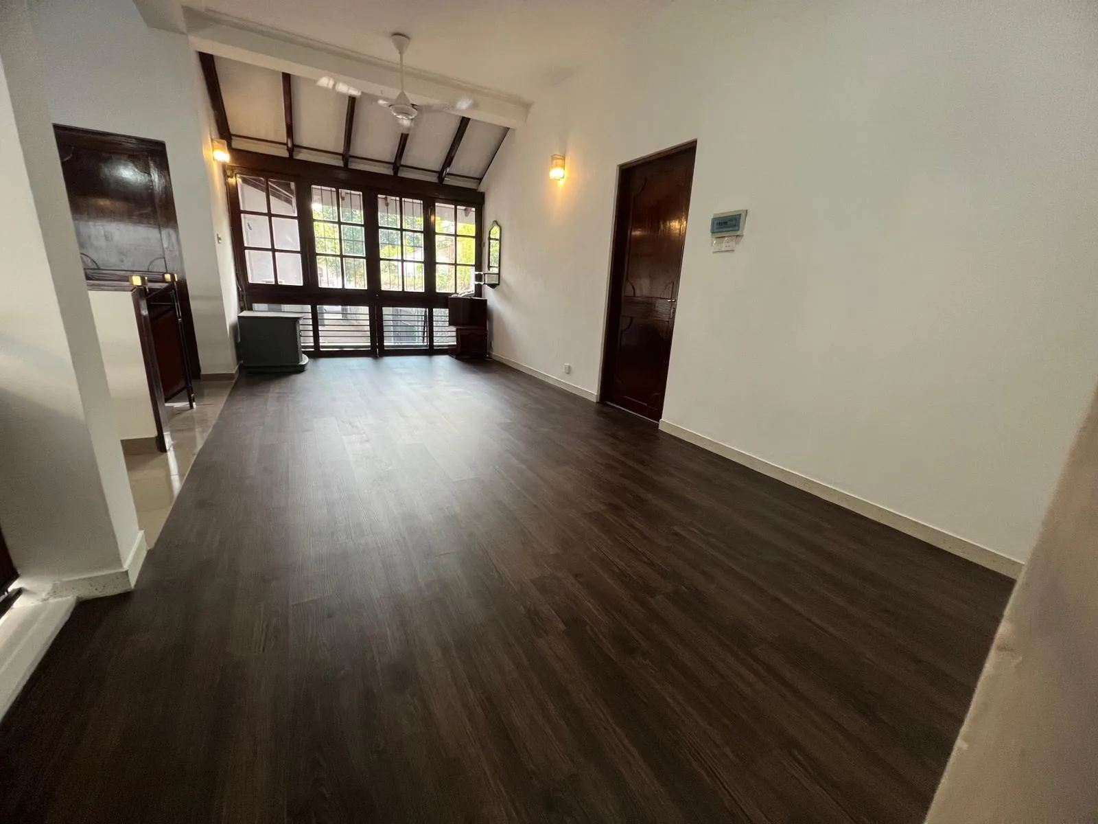 8 BEDROOM HOUSE IN COLOMBO 05 photo 11