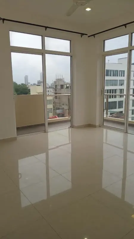 SEMI LUXURY APARTMENT FOR RENT IN COLOMBO 5 photo 6