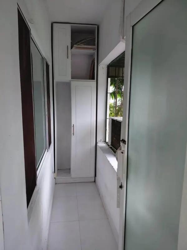 2-BEDROOM CORNER APARTMENT FOR RENT – ANDERSON FLATS, COLOMBO 05 photo 2