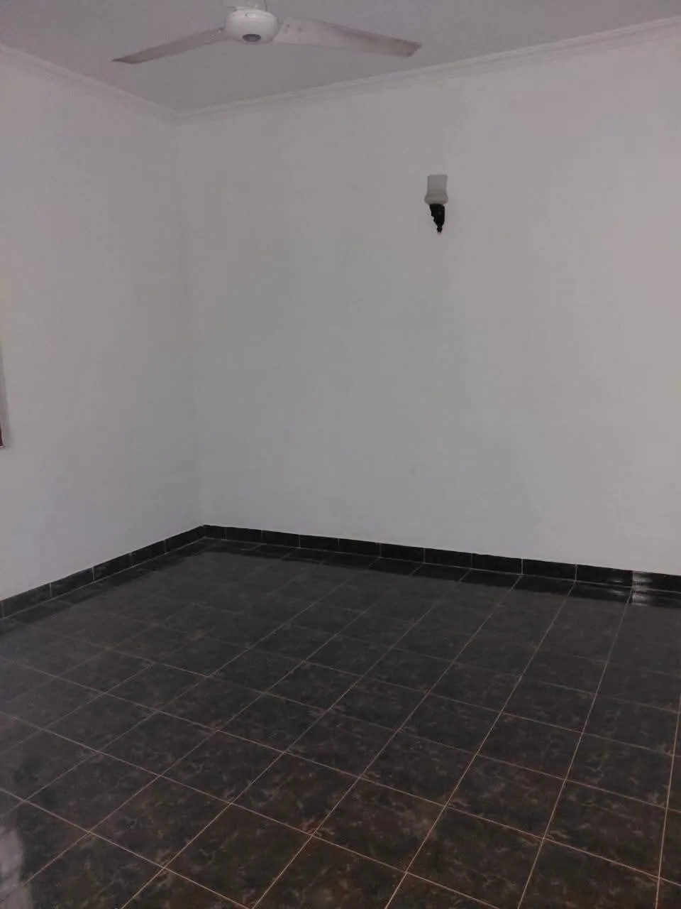 COMMERCIAL PROPERTY FOR RENT IN WELLAWATTA photo 4