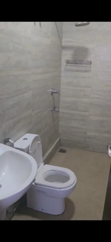SEMI FURNISHED APARTMENT FOR RENT IN COLOMBO 6 photo 3