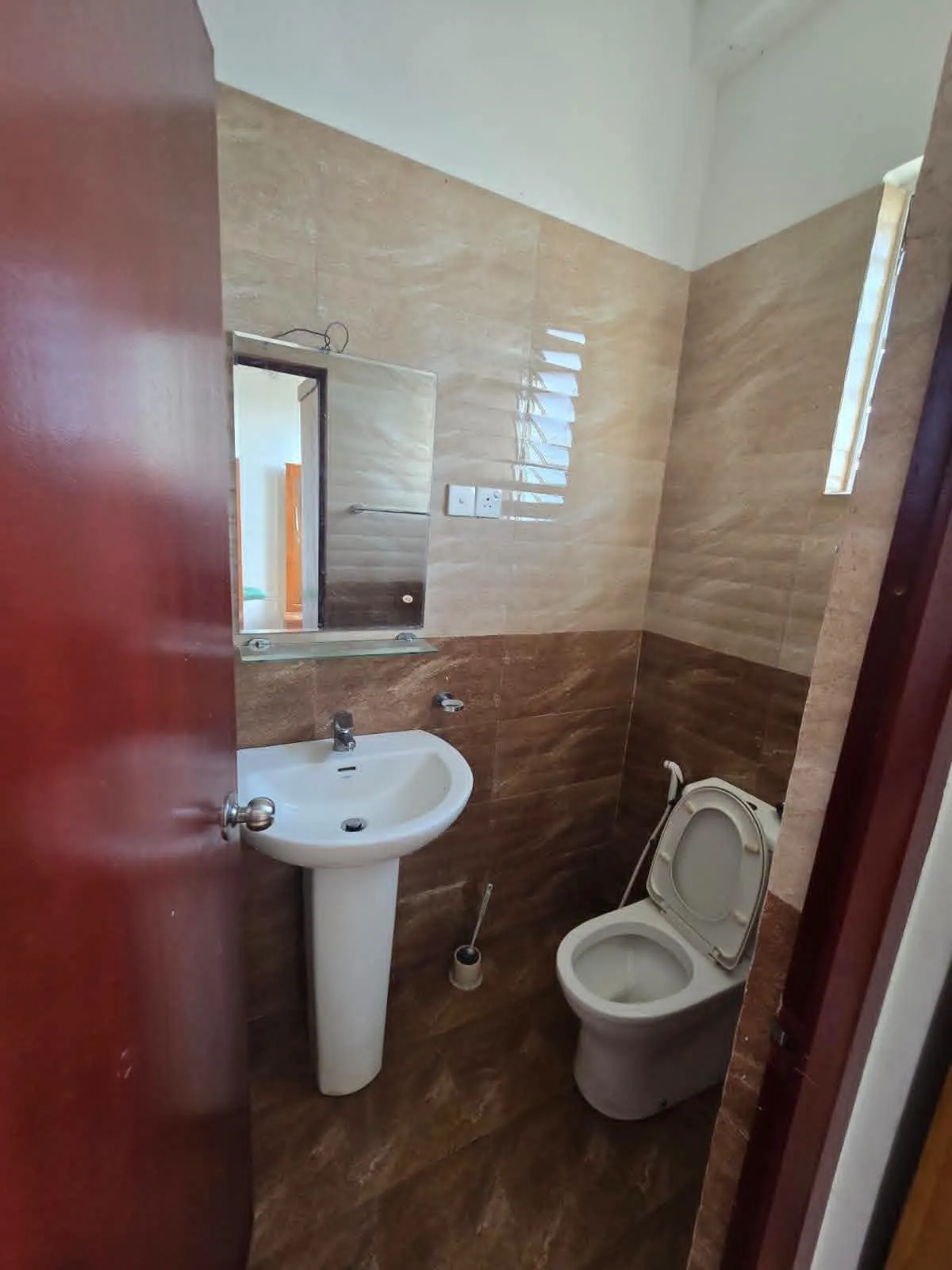 FURNISHED APARTMENT FOR RENT IN COLOMBO 6 photo 5