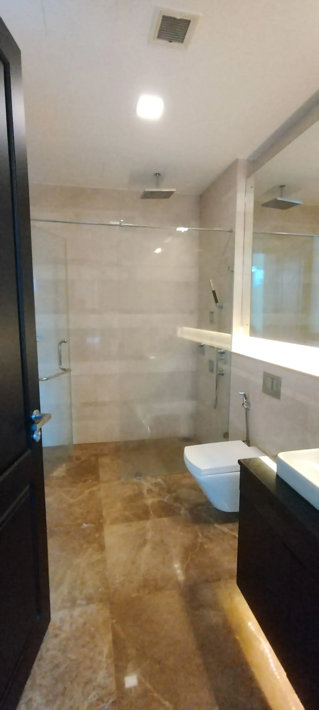 FURNISHED 2-BEDROOM APARTMENT AT 7TH SENSE, COLOMBO 07 photo 8