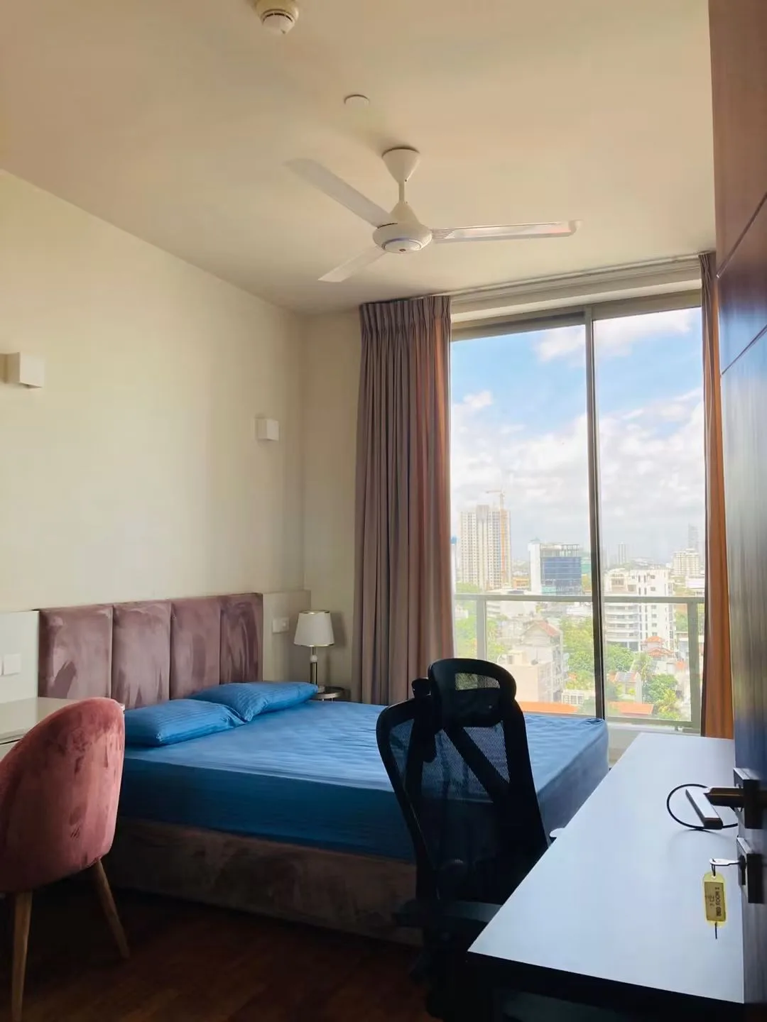 FULLY FURNISHED 3-BEDROOM APARTMENT FOR RENT – THE GRAND, COLOMBO 07 photo 4
