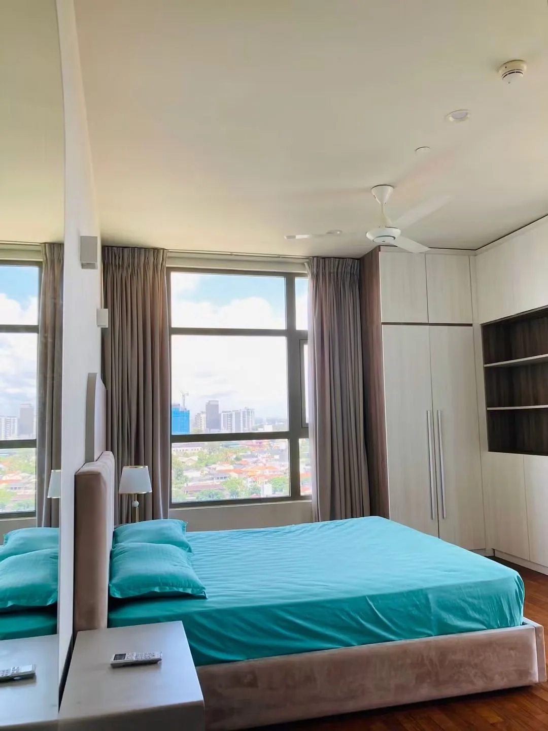 FULLY FURNISHED 3-BEDROOM APARTMENT FOR RENT – THE GRAND, COLOMBO 07 photo 6