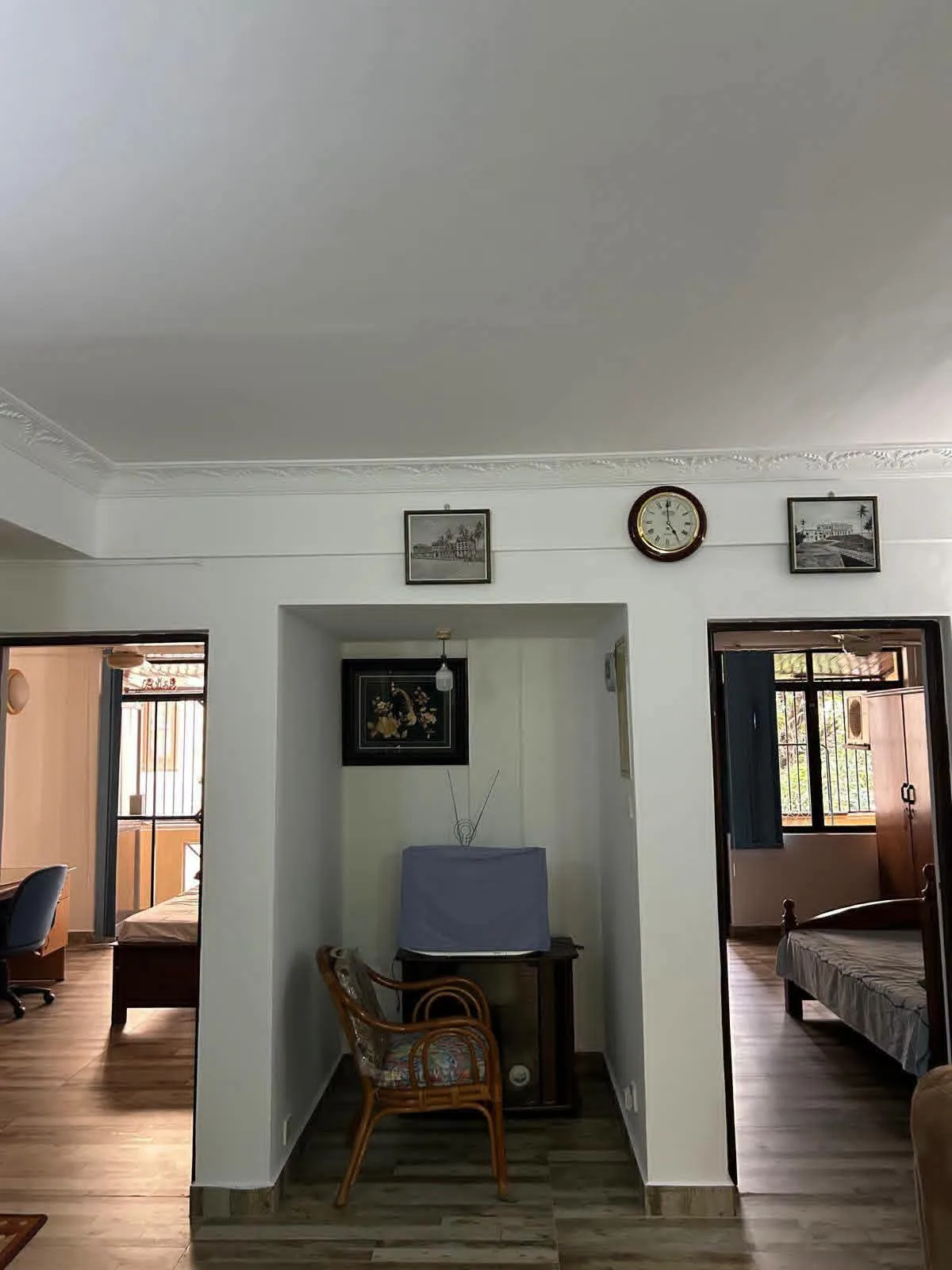 2-BEDROOM FULLY FURNISHED APARTMENT FOR RENT – WARD PLACE, COLOMBO 07 photo 2