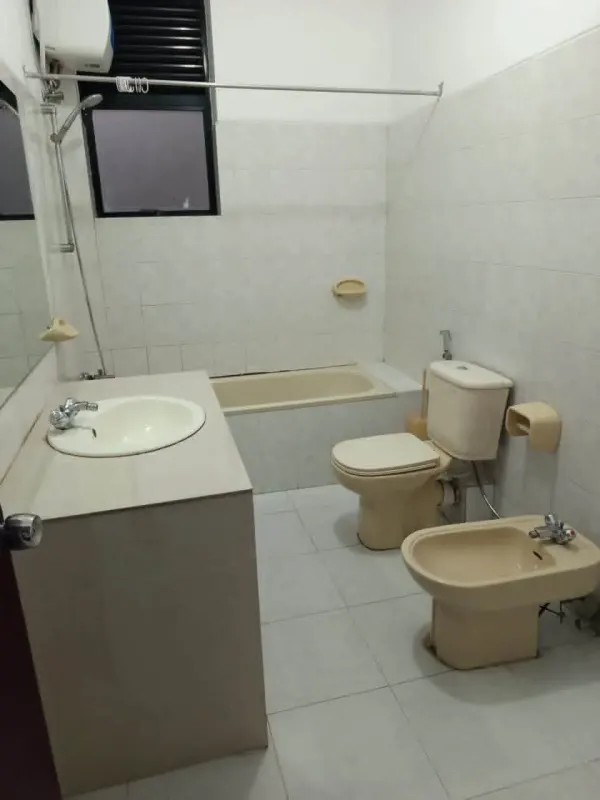 3-BEDROOM APARTMENT FOR RENT – KARLSHUE COURT, COLOMBO 08 photo 3