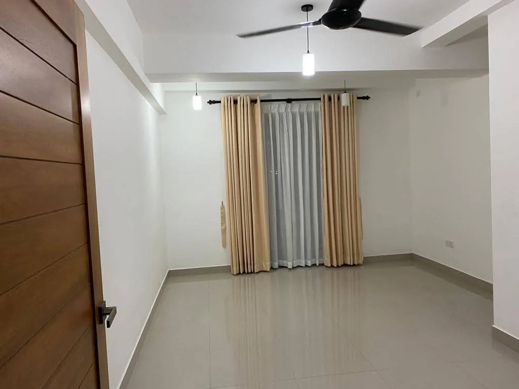 2 BED APARTMENT · COLOMBO 08