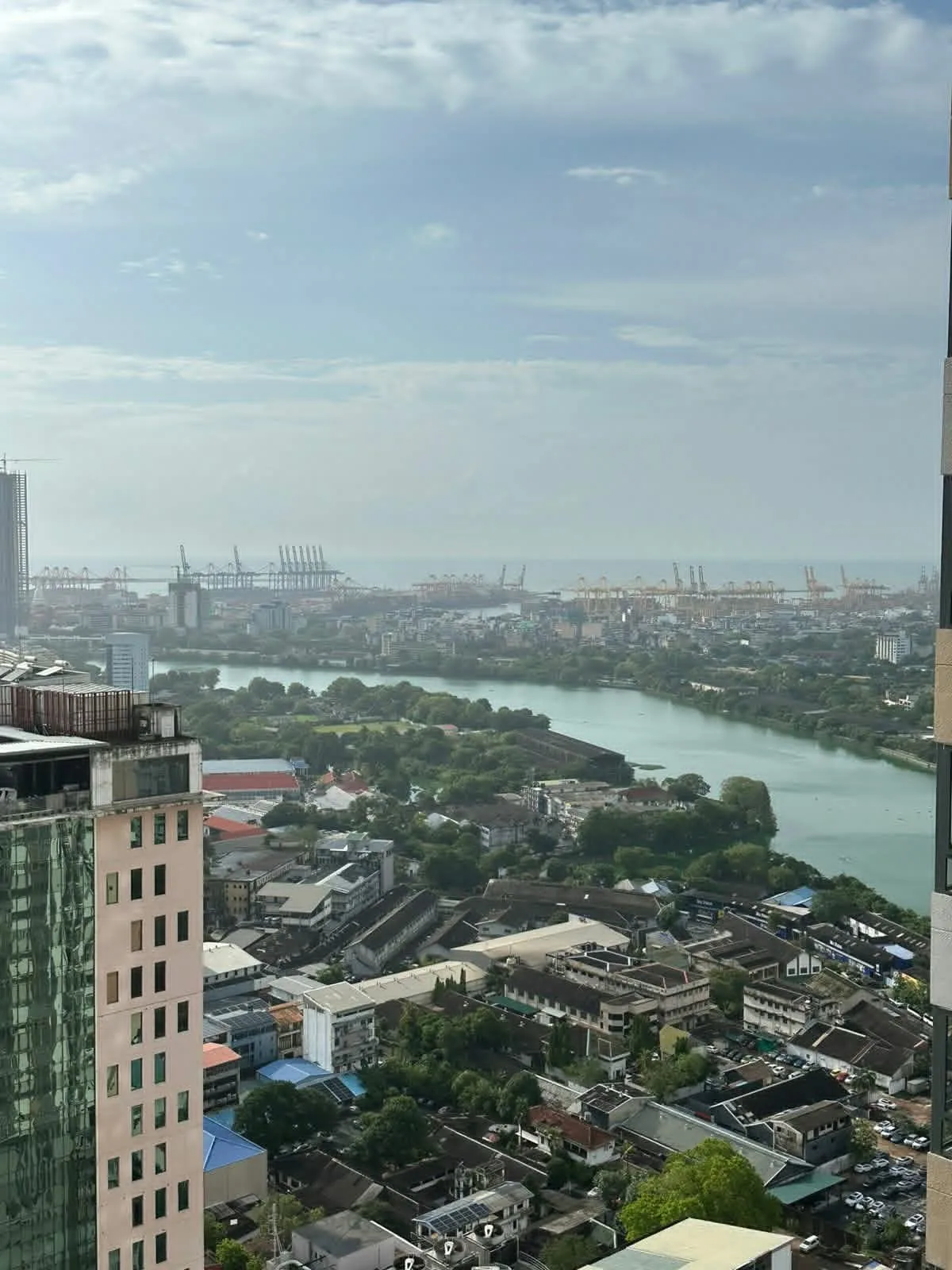 2 BED APARTMENT · COLOMBO 2 photo 4