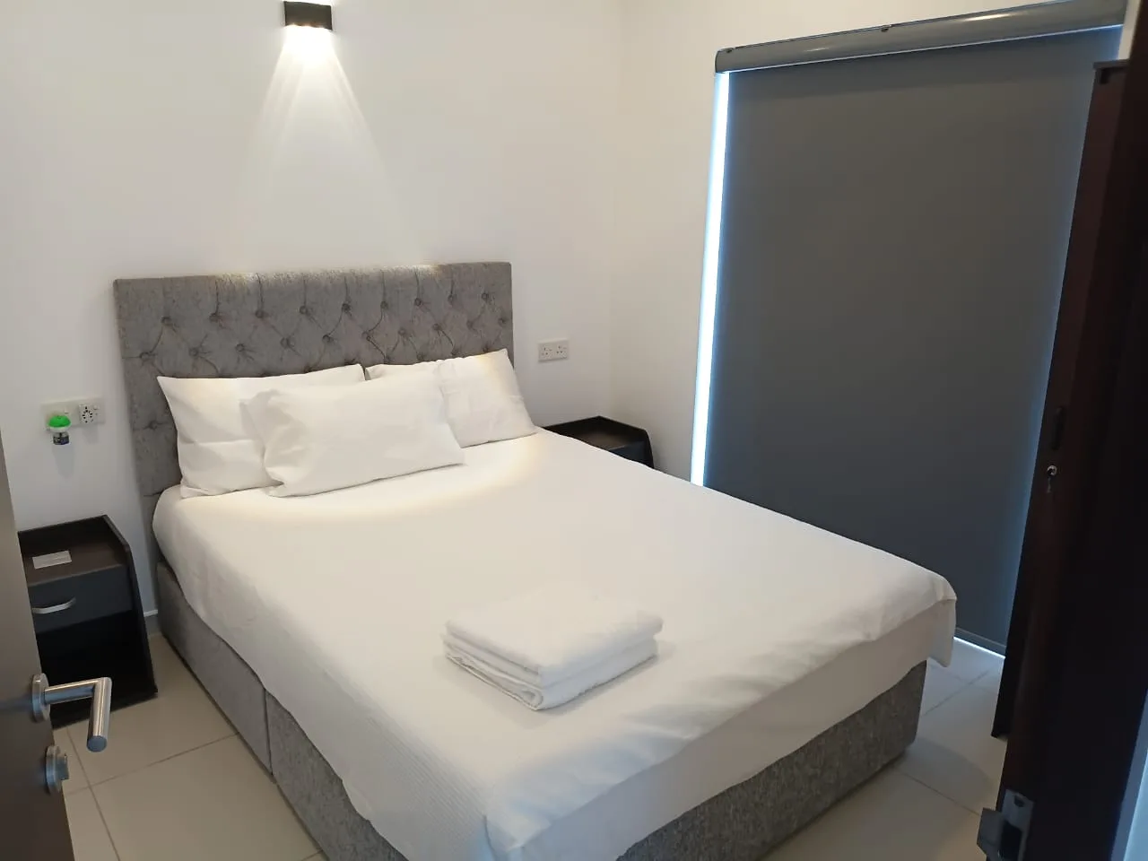 3 BED APARTMENT · COLOMBO 3 photo 4