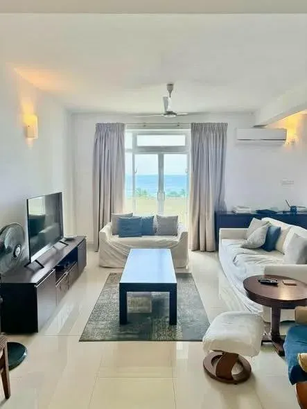 4 BED APARTMENT · COLOMBO 4