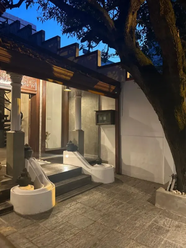 2 BED HOUSE · COLOMBO 5 photo 3