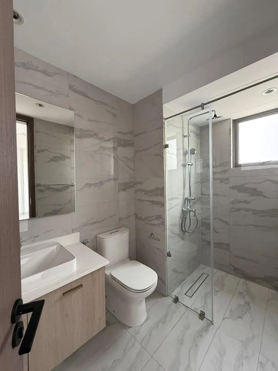 3 BED APARTMENT · COLOMBO 5 photo 8