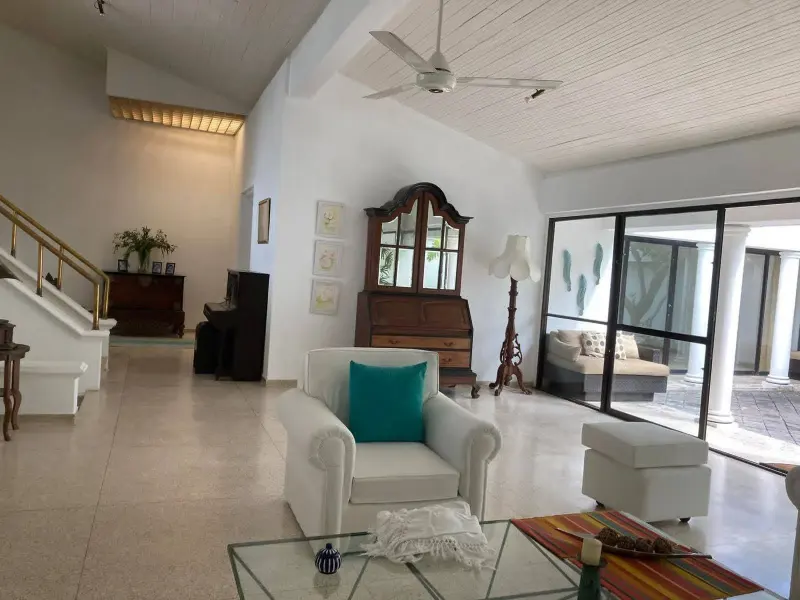 LUXURY 3-BEDROOM ARCHITECT-DESIGNED HOUSE FOR RENT – COLOMBO 05 photo 4