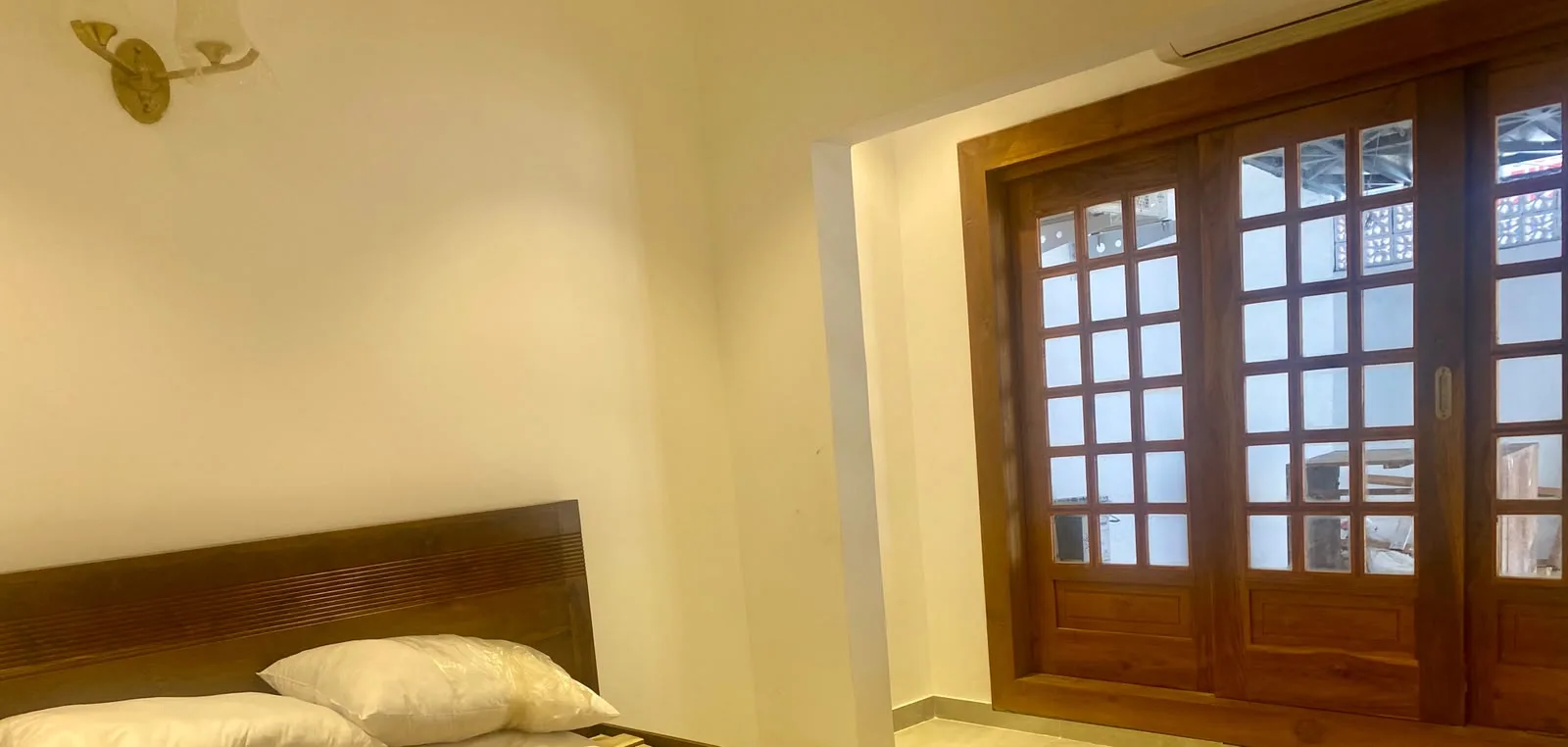 2-BEDROOM FULLY FURNISHED APARTMENT FOR RENT – PARK ROAD, COLOMBO 5 photo 3