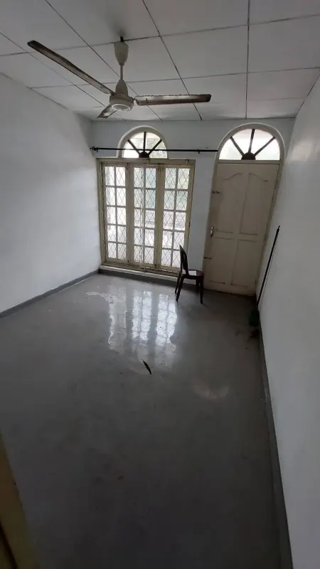 SPACIOUS 2-BEDROOM HOUSE FOR RENT – COLOMBO 06 | LKR 150,000 | RA031 photo 4