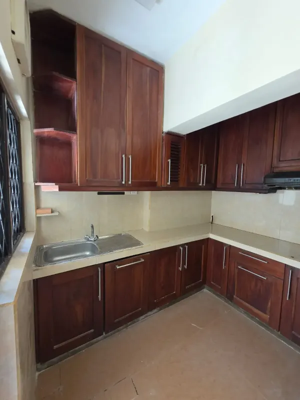 4 BEDROOM LUXURY HOUSE FOR RENT – DEHIWALA | LKR 325,000 / MONTH | RA011 photo 6