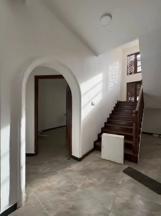 SPACIOUS 4-FLOOR HOUSE FOR RENT – SARANANKARA ROAD, DEHIWALA