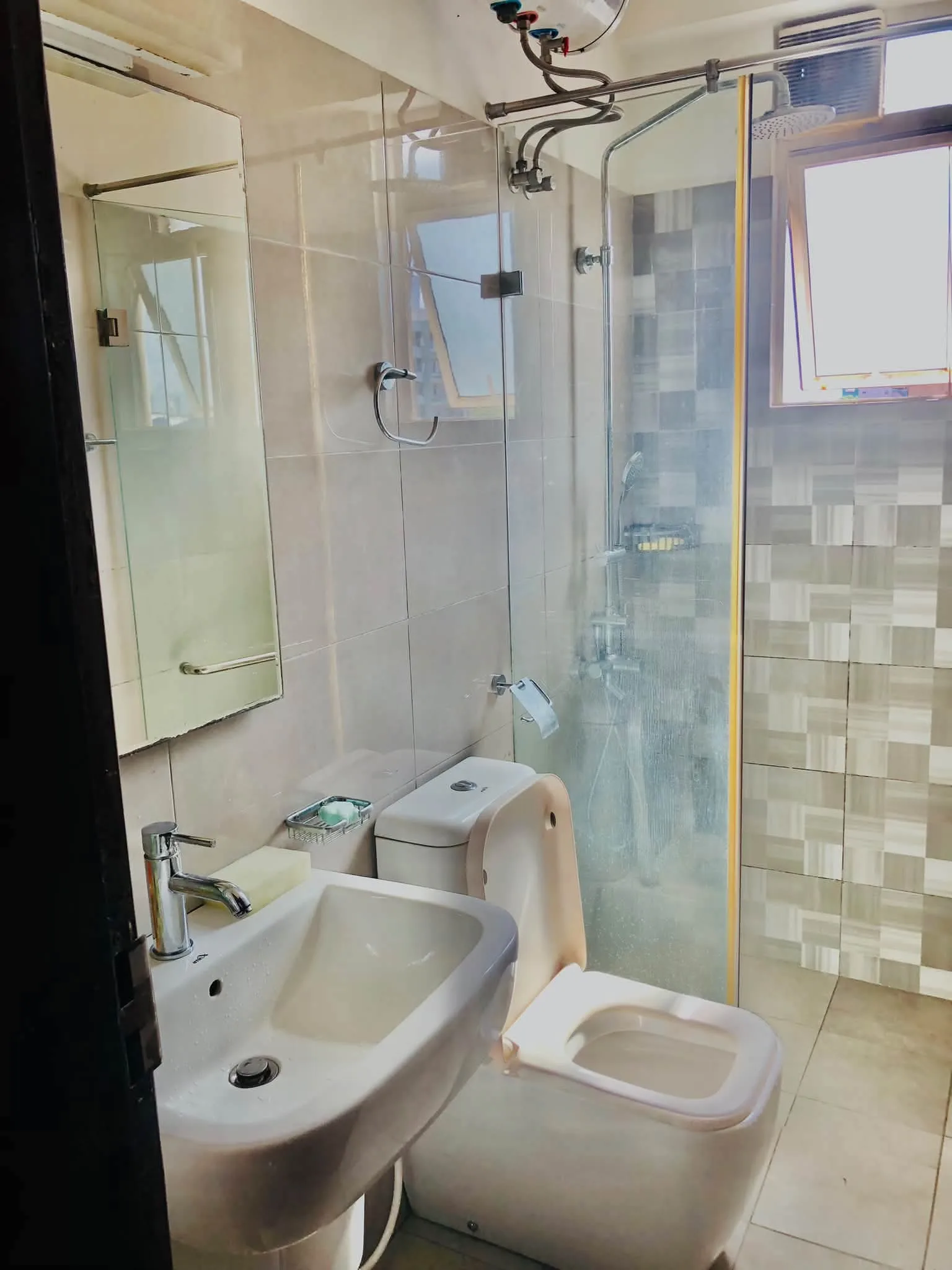 LUXURY 3-BEDROOM APARTMENT FOR RENT – NEMRA LUXURY APARTMENTS, DEHIWALA photo 5