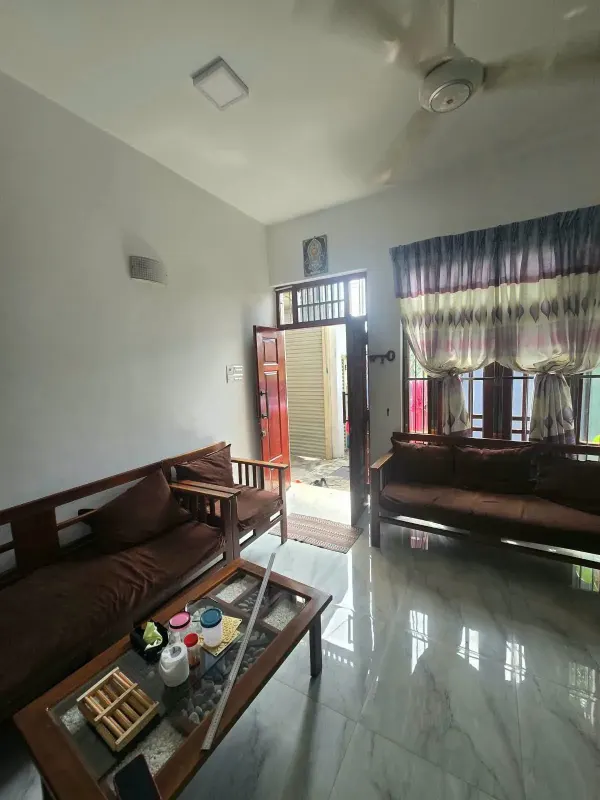 5 BEDROOM HOUSE IN DEHIWALA