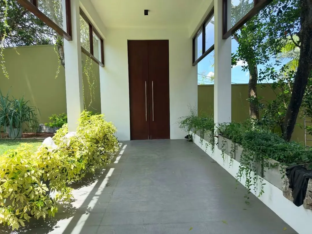 LUXURY 6-BEDROOM SEMI-FURNISHED HOUSE FOR RENT | KOTTE photo 2