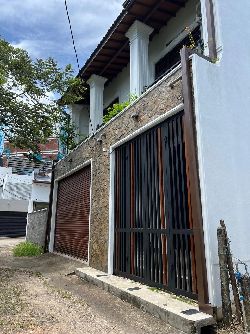 🏠 FULLY FURNISHED 4-BEDROOM LUXURY HOUSE FOR RENT – MADIWELA, KOTTE