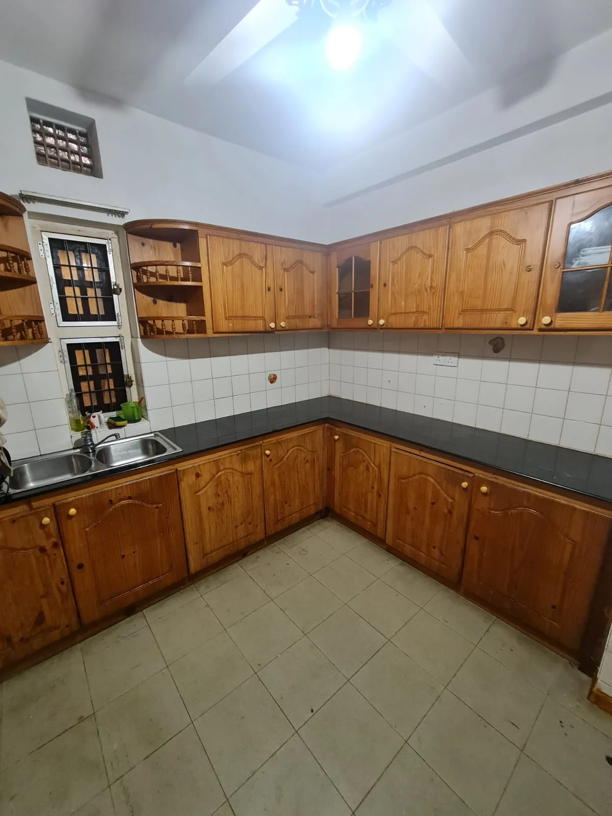 3 BEDROOM HOUSE FOR RENT IN KALUBOWILA – LKR 140,000/MONTH photo 6