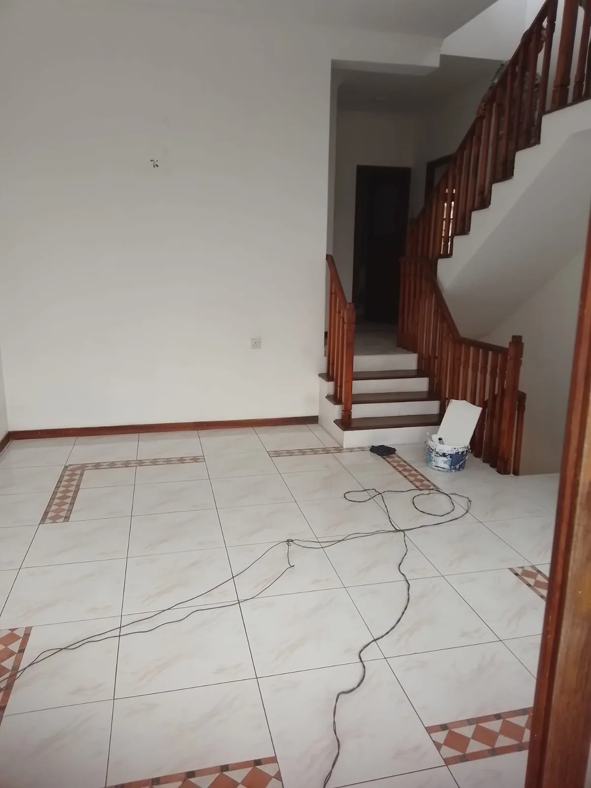SPACIOUS HOUSE FOR RENT IN KOLLUPITIYA photo 12